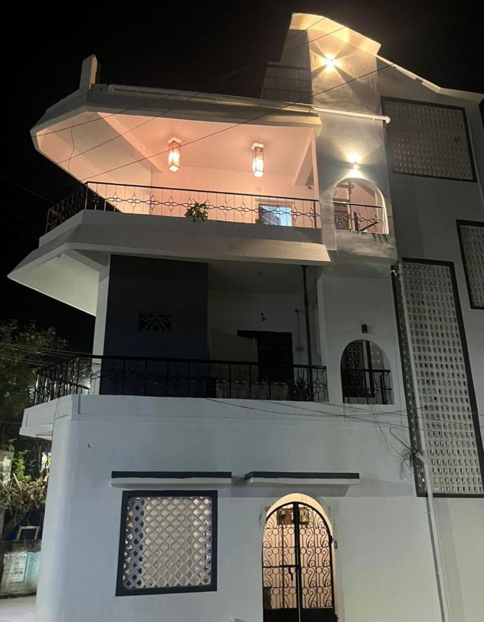 Cathe'S Town House 호텔 퐁디셰리 외부 사진